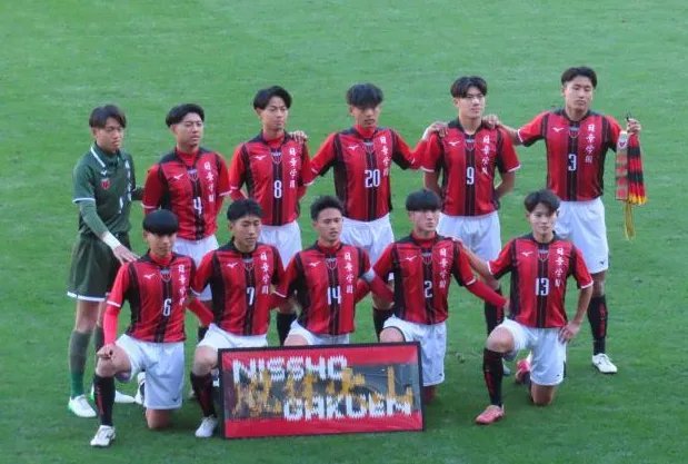 日本青训总监:当地二十年没见过踢球靠关系,10岁假球事件折射土壤差异 日本青训总监:当地二十年没见过踢球靠关系,10岁假球事件折射土壤差异
