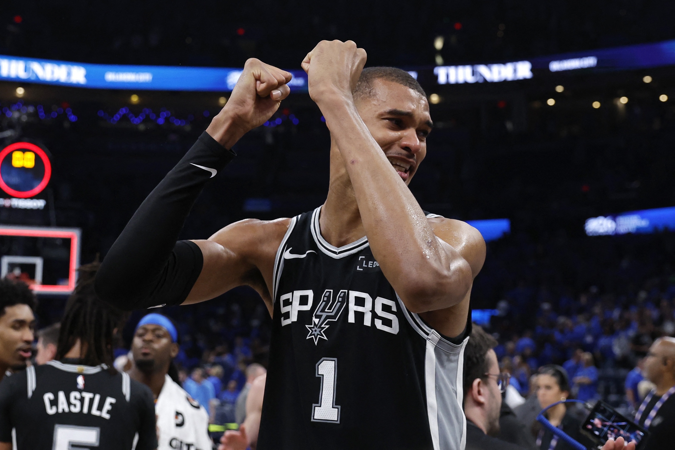 无MVP总冠军再添新军:马刺尼克斯会师总决赛创历史第10次