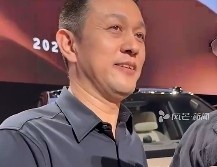李斌兑现承诺 与姚明共赴CBA总决赛G5 李斌兑现承诺 与姚明共赴CBA总决赛G5