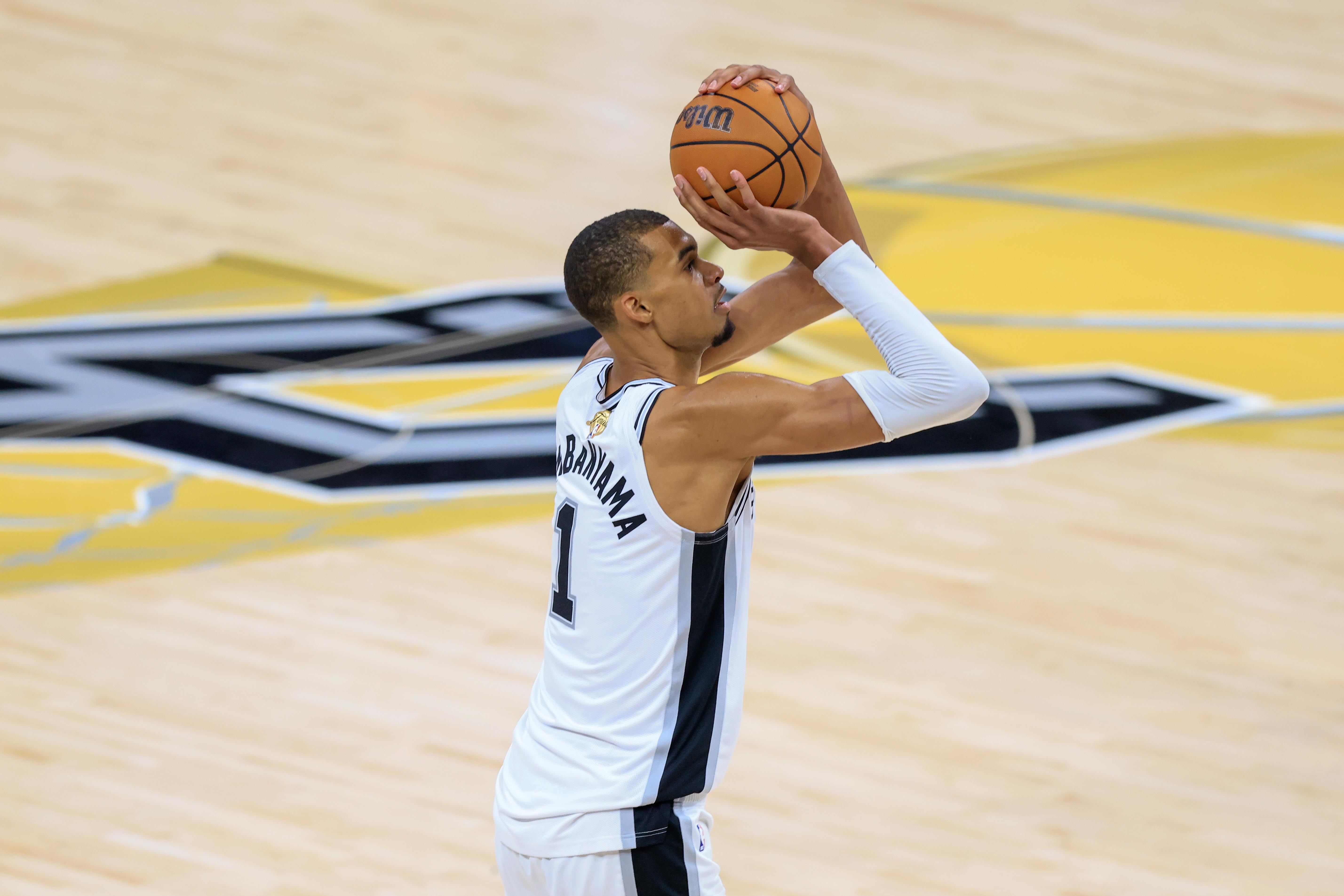 加内特:文班亚马在纽约需总统级安保,尼克斯若夺冠将成NBA最震撼事件 加内特:文班亚马在纽约需总统级安保,尼克斯若夺冠将成NBA最震撼事件